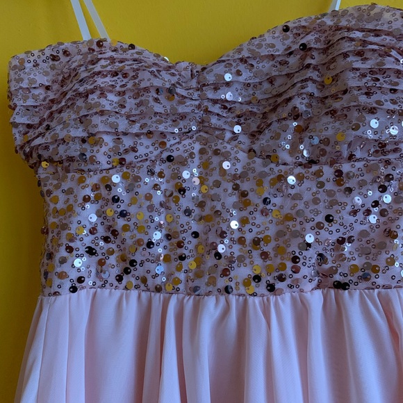 Semi formal/dance dress - Picture 2 of 6